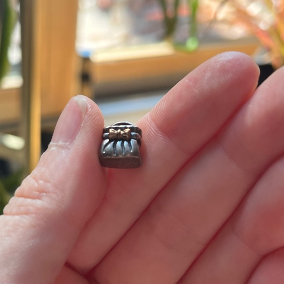 Retired Pandora Purse with Gold Bow Charm - Picture 2 of 4
